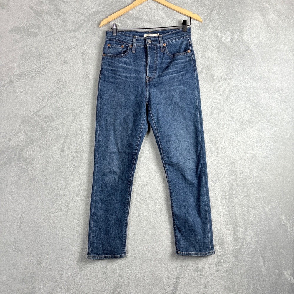 Levi's Jeans Wedgie Straight Size 28 Medium Blue High Rise Button Fly Denim